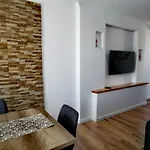 Yumboflat Two Bedroom *