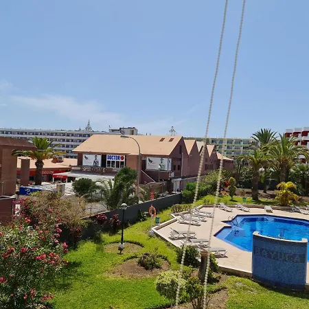 Yumboflat Two Bedroom شقة *